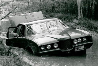 Illustration for article titled Interesting video from a BRIXMIS G-Wagen in 1988.